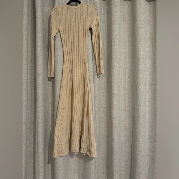 DISSH Stevie Knit Maxi Dress - Picture 5 of 10